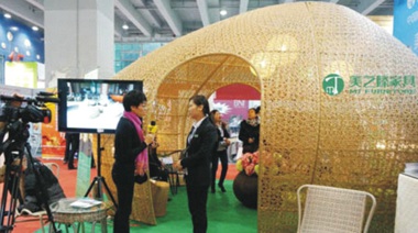 我司以制造休閑家具主要藤制家具為主，對(duì)比了幾家后，選擇與中擂公司合作，策劃團(tuán)隊(duì)提出了美家、美院、美之滕的定位，讓我們美之滕產(chǎn)品有了清晰的市場(chǎng)定位，期待與中擂公司一起成長(zhǎng)。